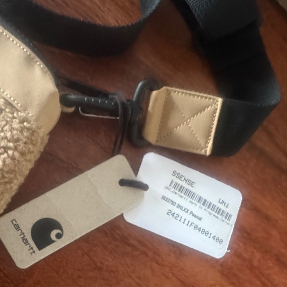 Carhartt WIP Beige and Fleece Bag - Picture 2 of 4